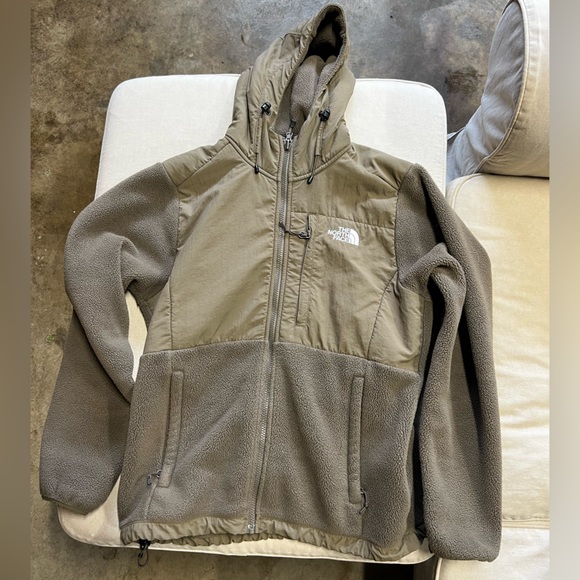 The North Face Denali - Picture 1 of 2